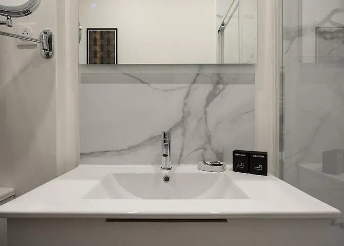 101 Chanzy - T1 Art Deco -terrasse - Gare - Centre Apartment *